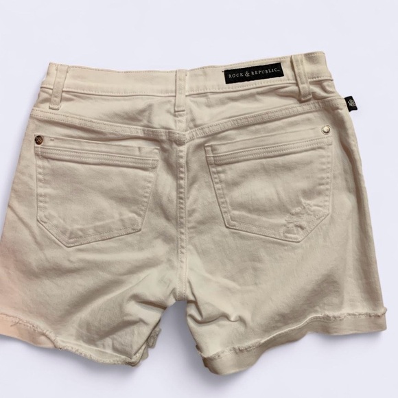 Rock & Republic size 4 Cream Jean Shorts - Picture 4 of 7